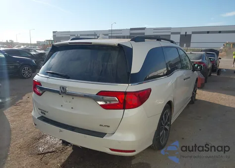 2018 Honda Odyssey Elite из США, поврежденный, VIN 5FNRL6H93JB021397